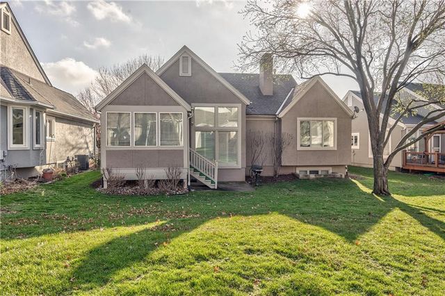 12216 England Street, Overland Park, KS 66213