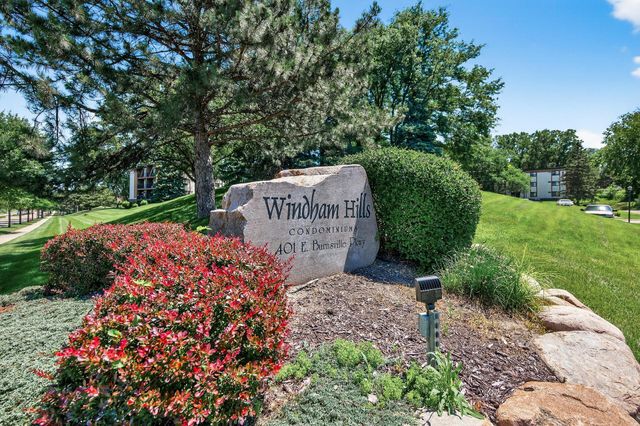 401 E Burnsville Parkway 118, Burnsville, MN 55337