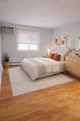 401 E Burnsville Parkway 118, Burnsville, MN 55337