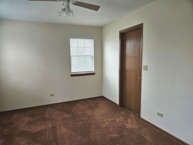 21204 W Silktree Circle, Plainfield, IL 60544