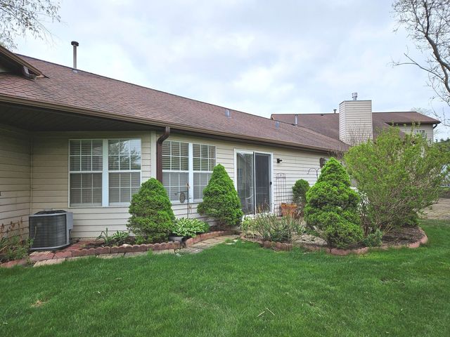 21204 W Silktree Circle, Plainfield, IL 60544