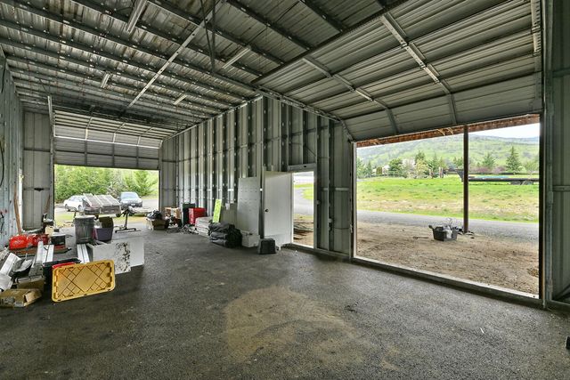 1620 Butler Creek Road, Ashland, OR 97520