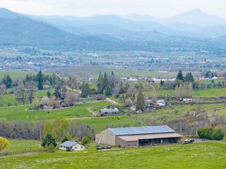 1620 Butler Creek Road, Ashland, OR 97520
