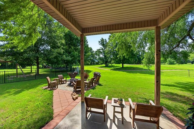 11756 Club House Parkway, Farmington, AR 72730