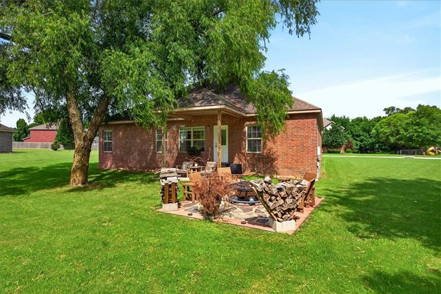 11756 Club House Parkway, Farmington, AR 72730