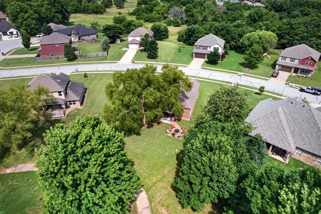 11756 Club House Parkway, Farmington, AR 72730