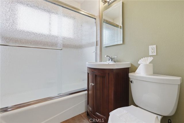 546 Sturgeon, Costa Mesa, CA 92626
