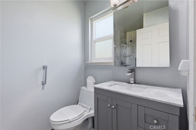 546 Sturgeon, Costa Mesa, CA 92626