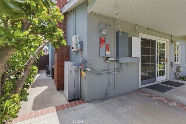 546 Sturgeon, Costa Mesa, CA 92626