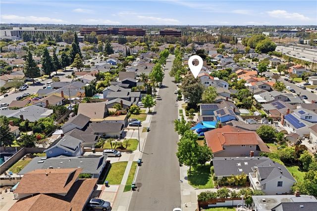 546 Sturgeon, Costa Mesa, CA 92626