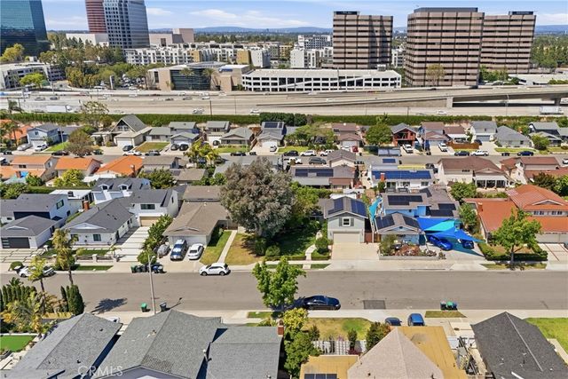 546 Sturgeon, Costa Mesa, CA 92626