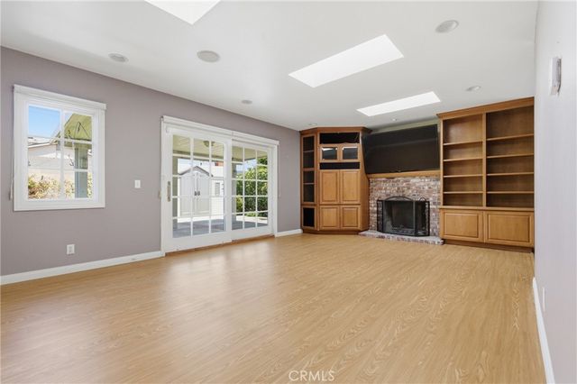 546 Sturgeon, Costa Mesa, CA 92626
