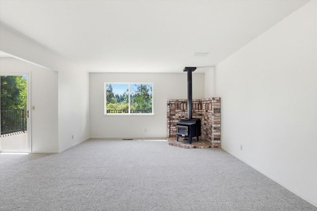 11163 Norager Way, Grass Valley, CA 95949