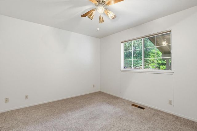11163 Norager Way, Grass Valley, CA 95949