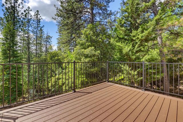 11163 Norager Way, Grass Valley, CA 95949