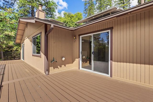 11163 Norager Way, Grass Valley, CA 95949