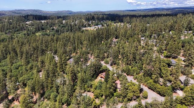 11163 Norager Way, Grass Valley, CA 95949