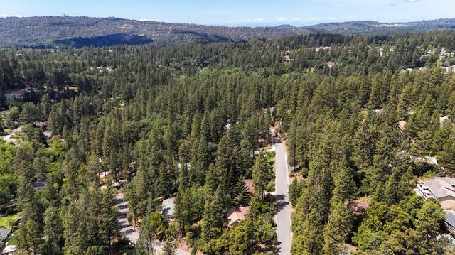 11163 Norager Way, Grass Valley, CA 95949