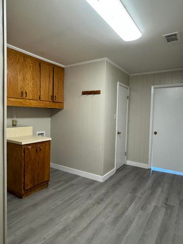 2570 US-190, Deridder, LA 70634