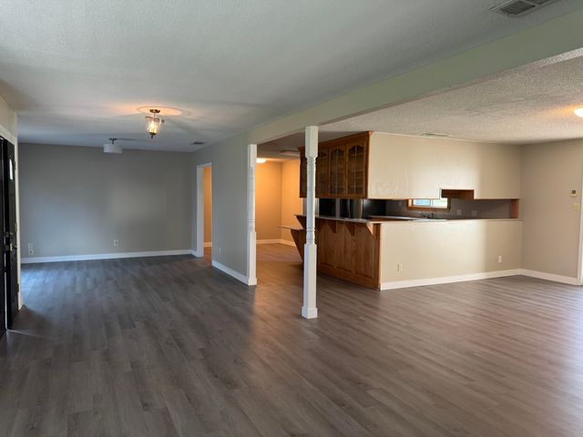 2570 US-190, Deridder, LA 70634