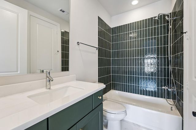 5917 Cottage Grove Lake Drive, Houston, TX 77007