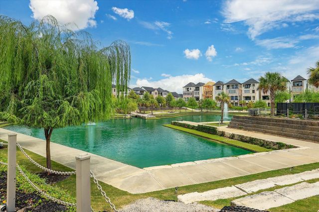 5917 Cottage Grove Lake Drive, Houston, TX 77007