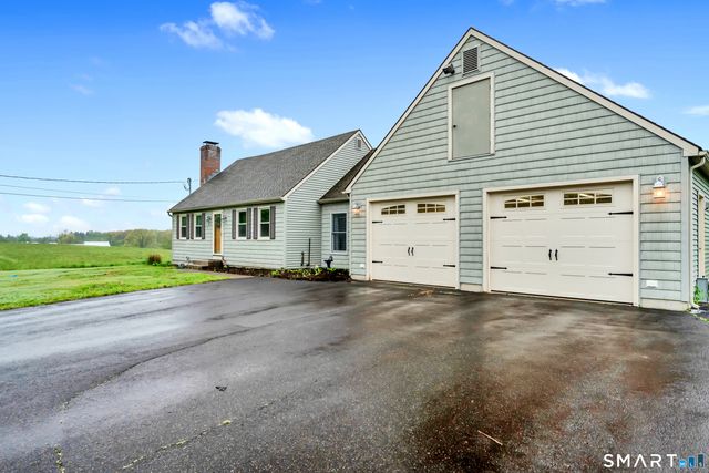 1015 Northrop Road, Wallingford, CT 06492