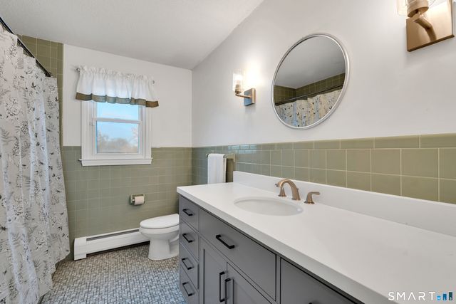 1015 Northrop Road, Wallingford, CT 06492