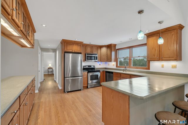 1015 Northrop Road, Wallingford, CT 06492