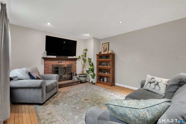 1015 Northrop Road, Wallingford, CT 06492
