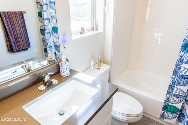 955 S Stalactites Circle, Benson, AZ 85602