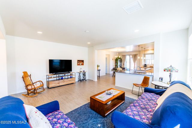 955 S Stalactites Circle, Benson, AZ 85602