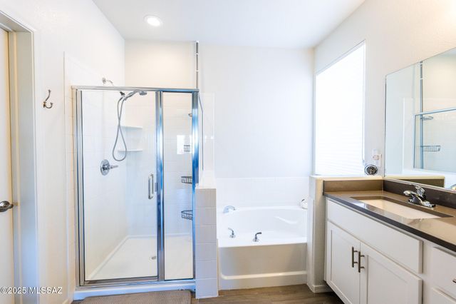 955 S Stalactites Circle, Benson, AZ 85602