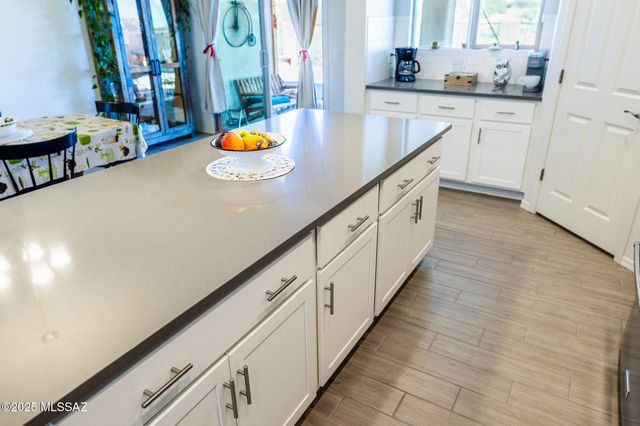 955 S Stalactites Circle, Benson, AZ 85602