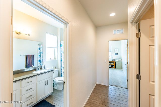 955 S Stalactites Circle, Benson, AZ 85602