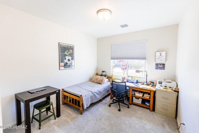 955 S Stalactites Circle, Benson, AZ 85602