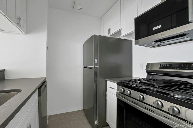 4 Martine Avenue 711, White Plains, NY 10606