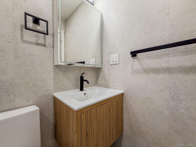 982 E 106th Street, Brooklyn, NY 11236