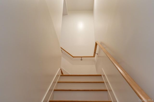 982 E 106th Street, Brooklyn, NY 11236