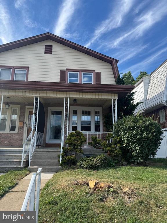 2139 CLEVELAND AV, West Lawn, PA 19609