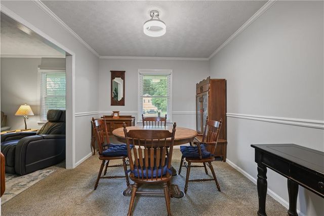 5041 Fitts Drive NE, Roswell, GA 30075