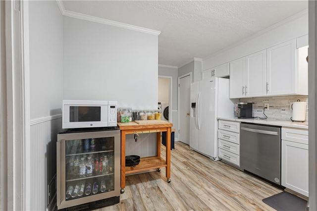5041 Fitts Drive NE, Roswell, GA 30075