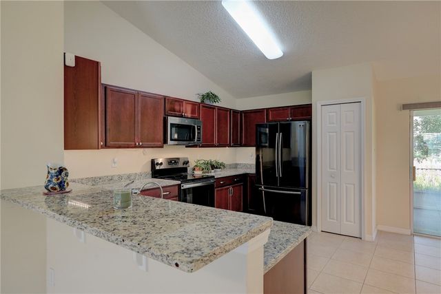 8455 105th Avenue, Vero Beach, FL 32967