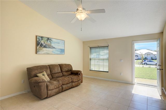 8455 105th Avenue, Vero Beach, FL 32967