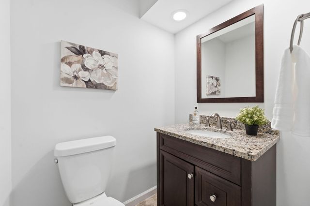 8105 BUCKSPARK LN E, Potomac, MD 20854