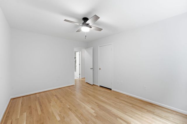 8105 BUCKSPARK LN E, Potomac, MD 20854