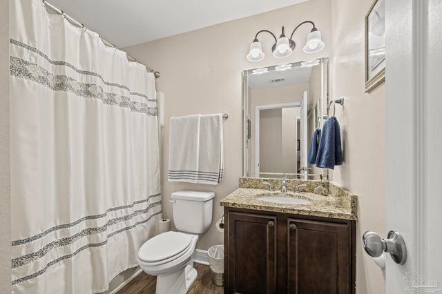 6065 Autumn Pines Cir, Pace, FL 32571