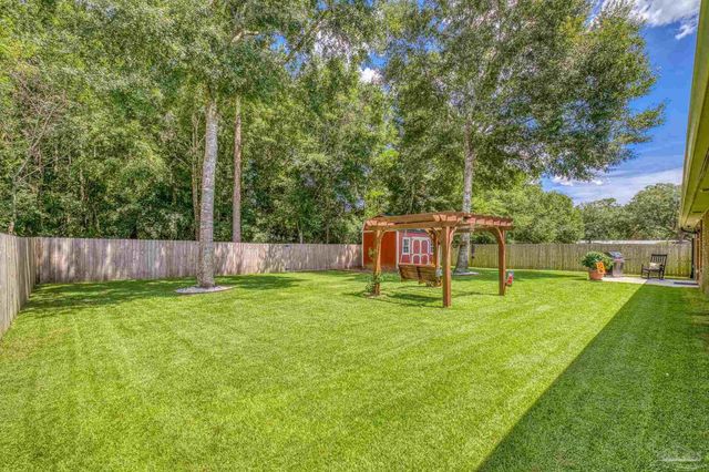 6065 Autumn Pines Cir, Pace, FL 32571