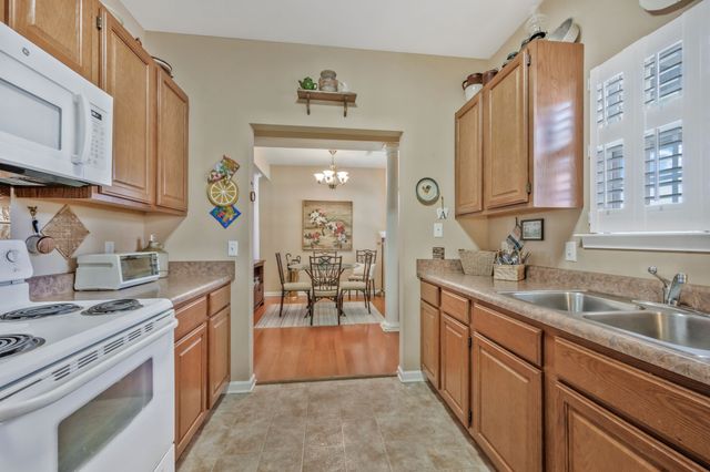 503 Caraway Ct, Dickson, TN 37055