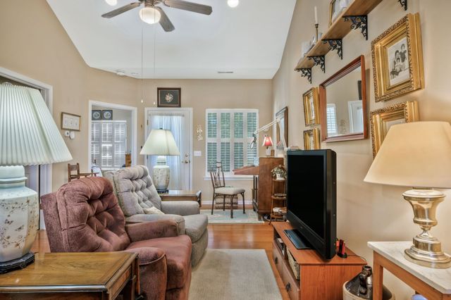503 Caraway Ct, Dickson, TN 37055